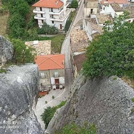 La Casetta Del Custode * Villa Santa Maria (Abruzzo)